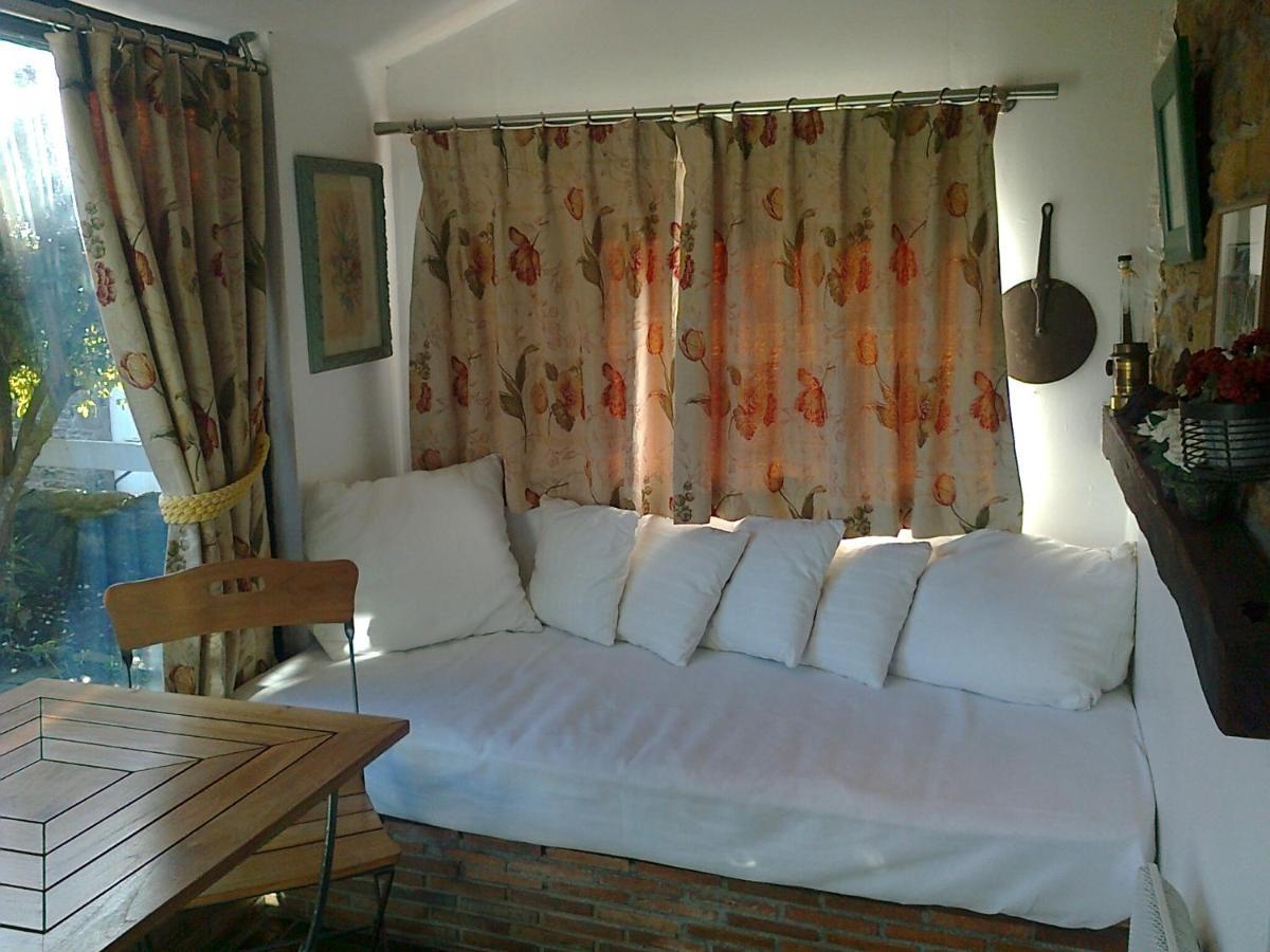 Giverny Cottage Сен-Кулом Екстер'єр фото